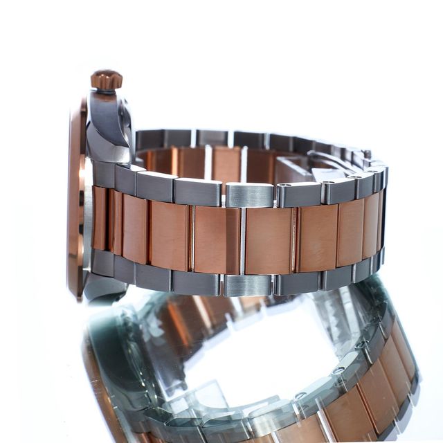 Omega Aqua Terra 150m Gents 220.20.41.21.02.001 Image 2